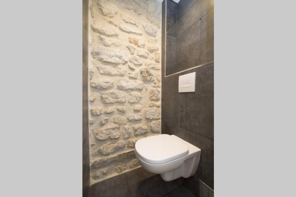 The Designer Apartment Париж Екстериор снимка